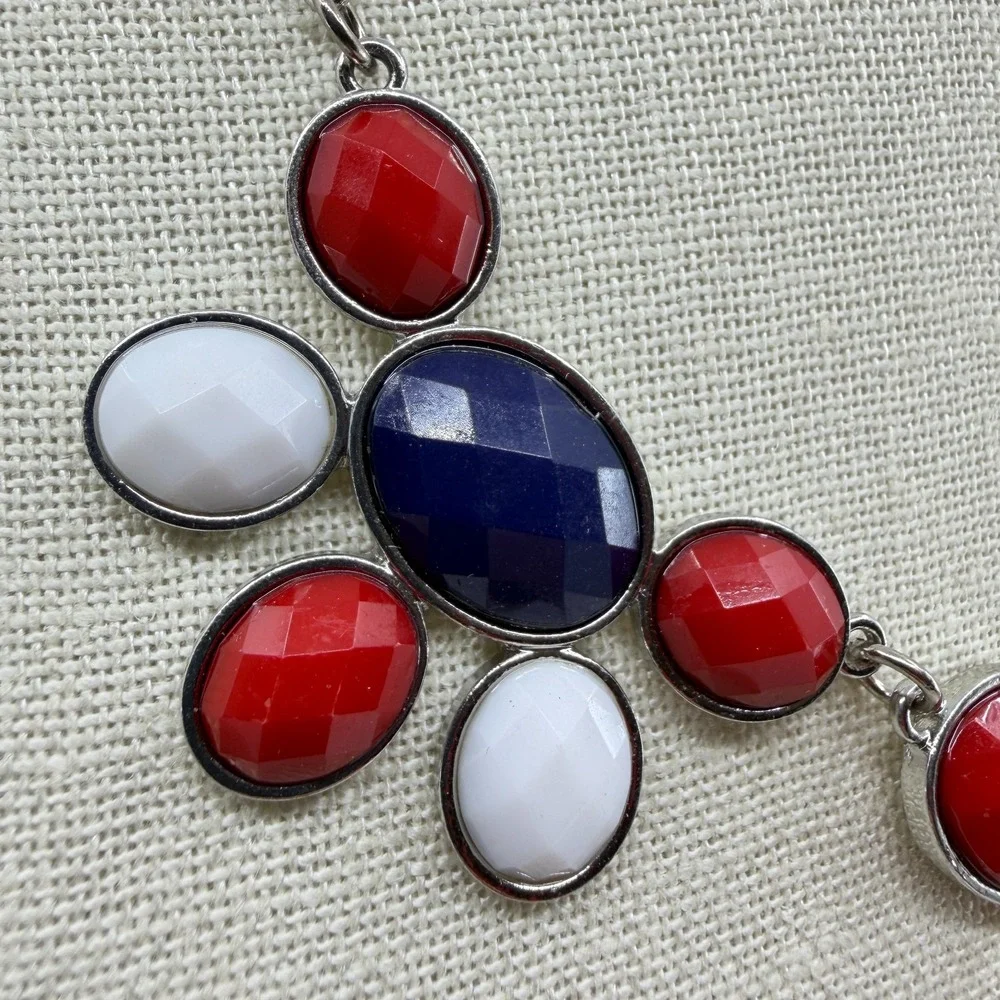 Charming Charlie Red White Blue Faceted Stone Bib Necklace Silver Tone Patriotic